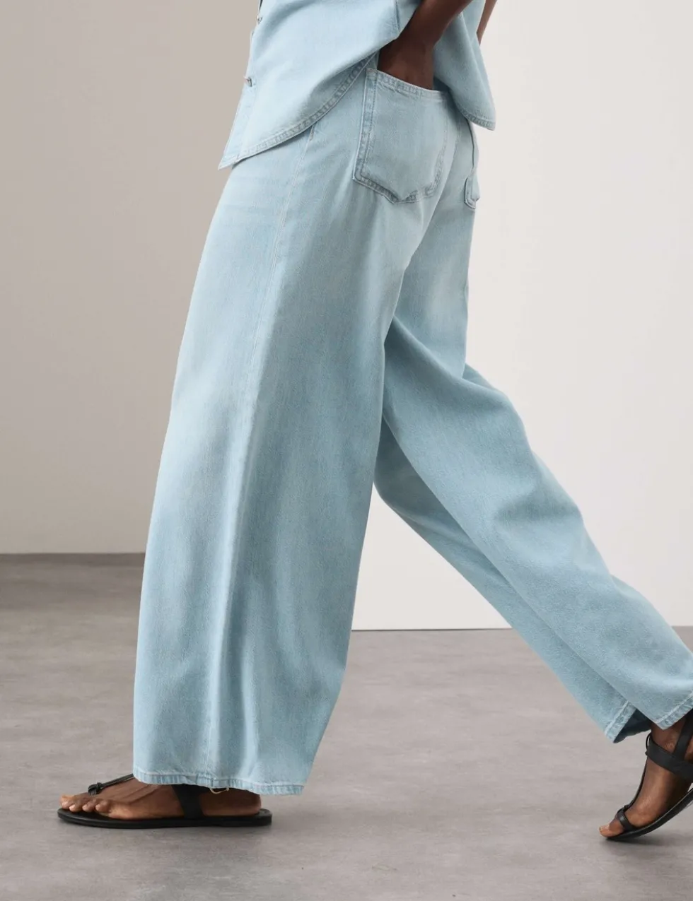 Drawstring Wide Leg Jeans