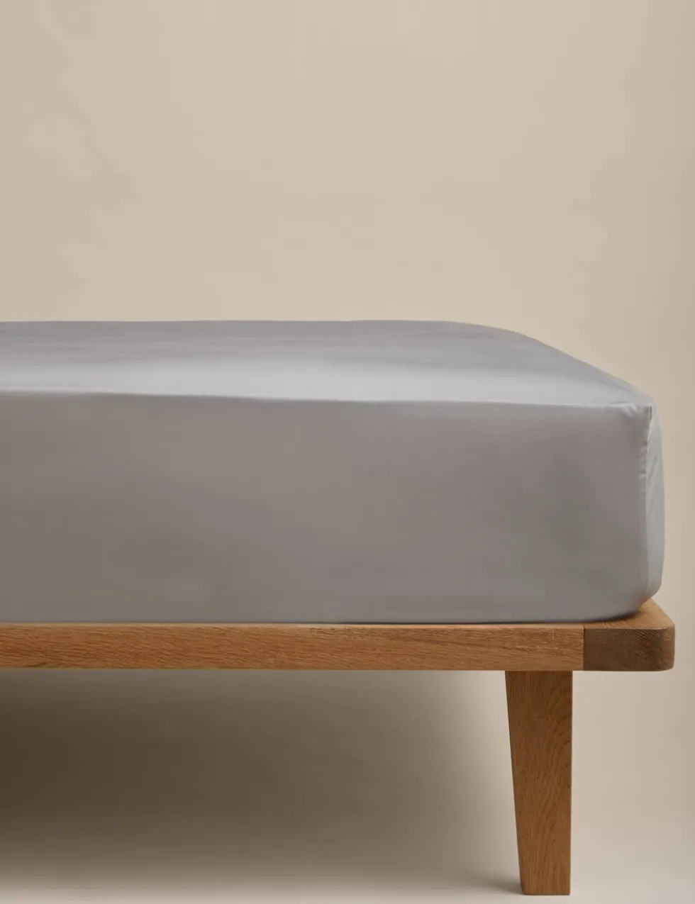 Egyptian Cotton 230 Thread Count StayPut Fitted Sheet