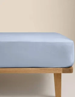 Egyptian Cotton 230 Thread Count Crisp Fitted Sheet
