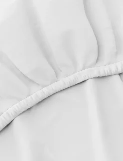 Egyptian Cotton 230 Thread Count Crisp Fitted Sheet