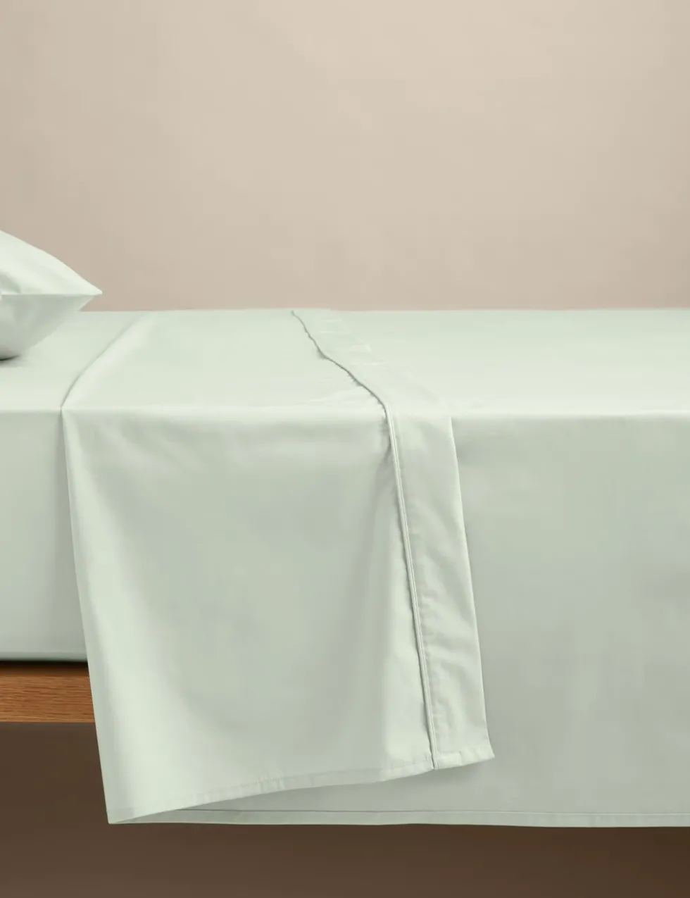 Egyptian Cotton 230 Thread Count Crisp Flat Sheet