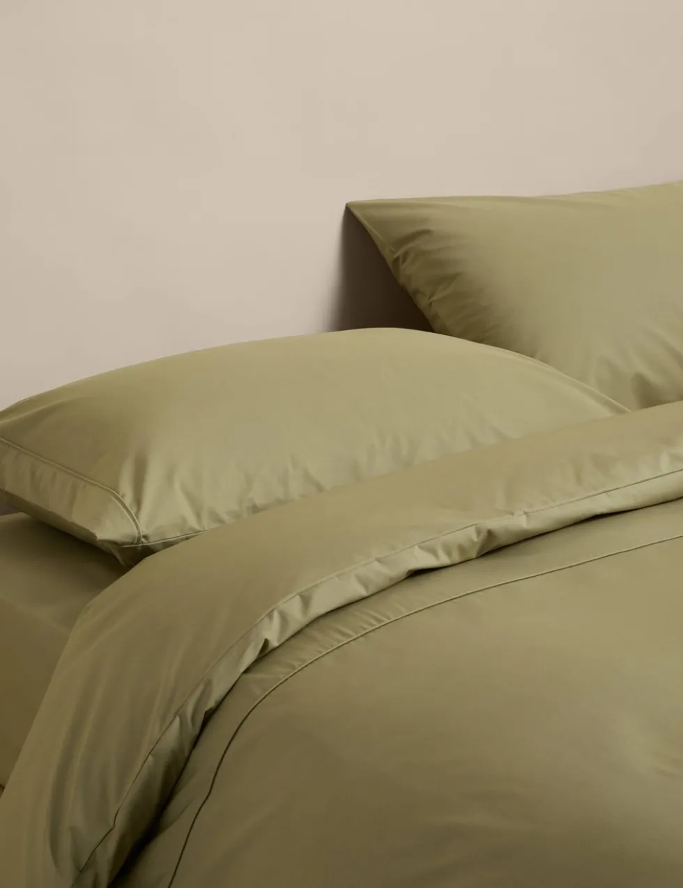Egyptian Cotton 230 Thread Count Bedding Set