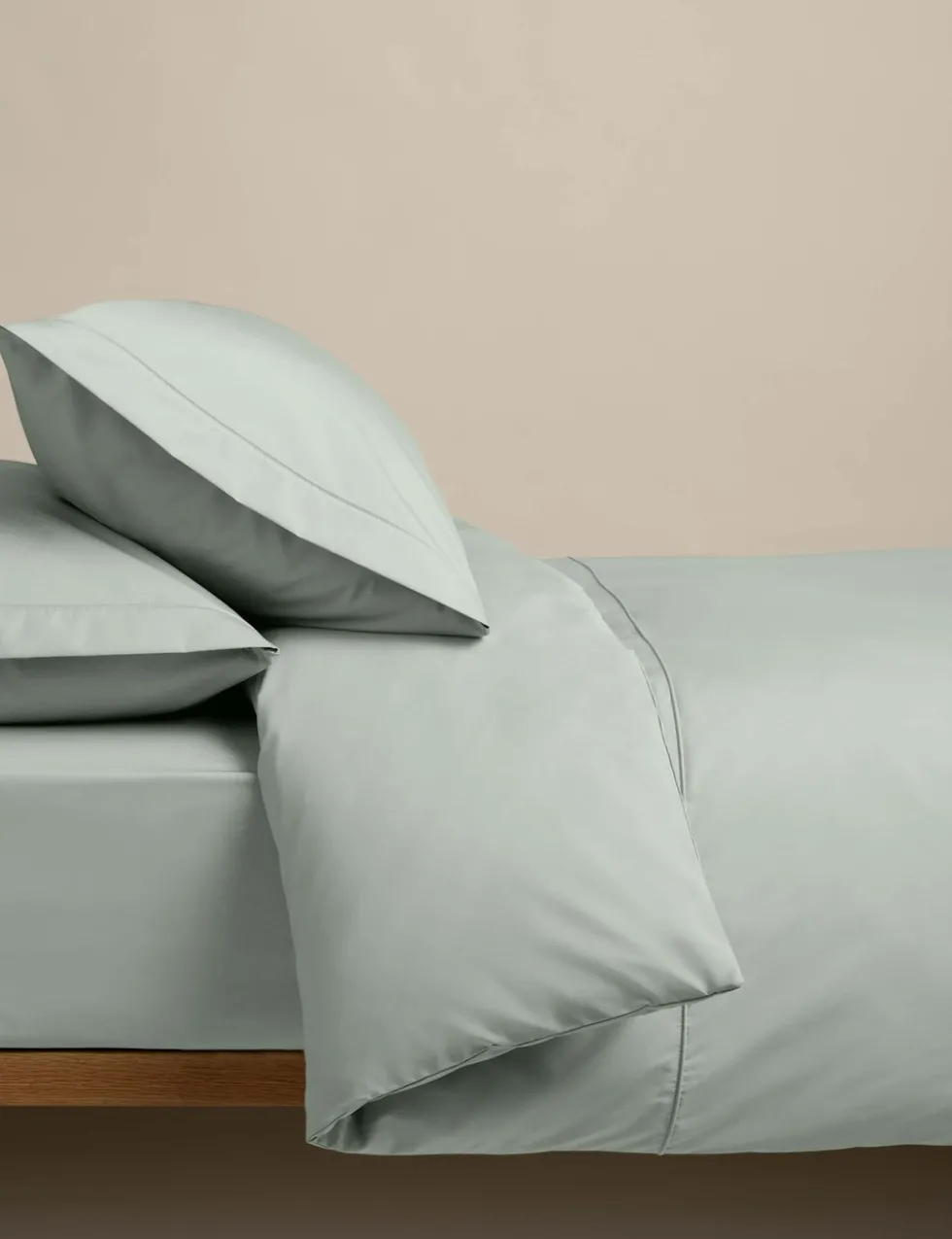Egyptian Cotton 230 Thread Count Bedding Set