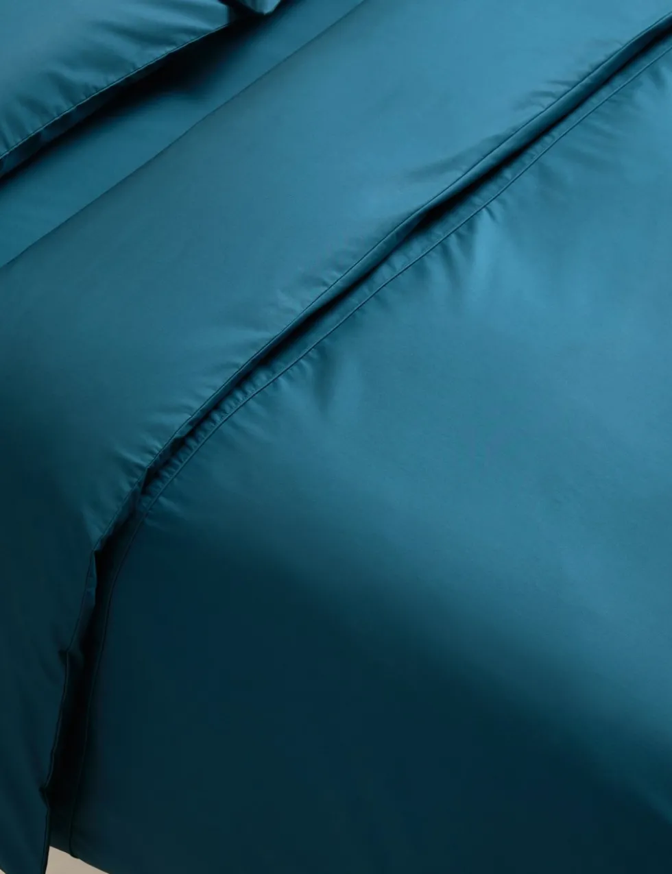Egyptian Cotton 230 Thread Count Crisp Duvet Cover
