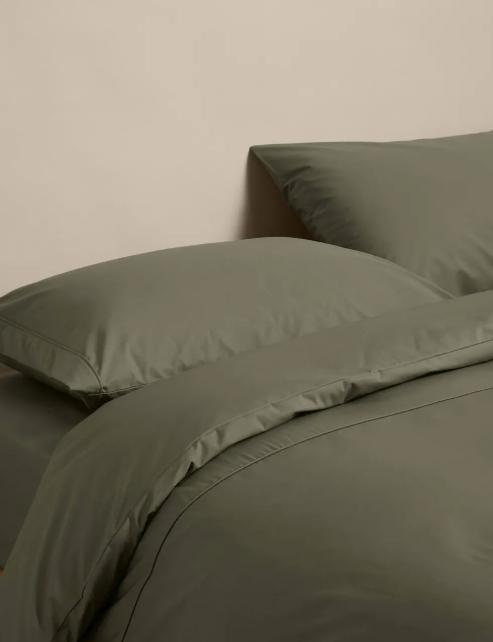 Egyptian Cotton 230 Thread Count Bedding Set