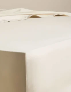 Egyptian Cotton 230 Thread Count Crisp Fitted Sheet