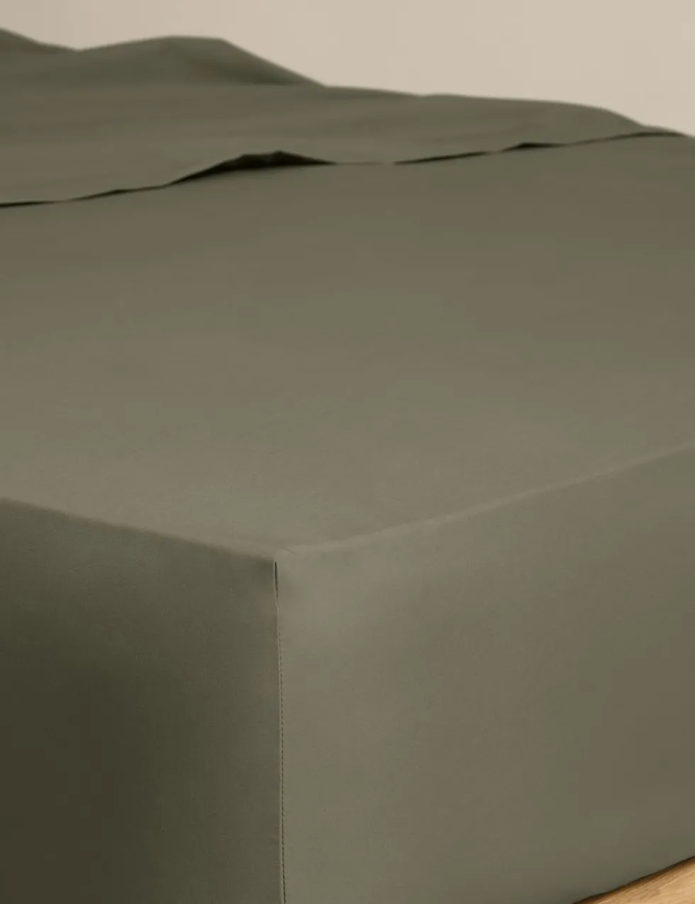 Egyptian Cotton 230 Thread Count Fitted Sheet