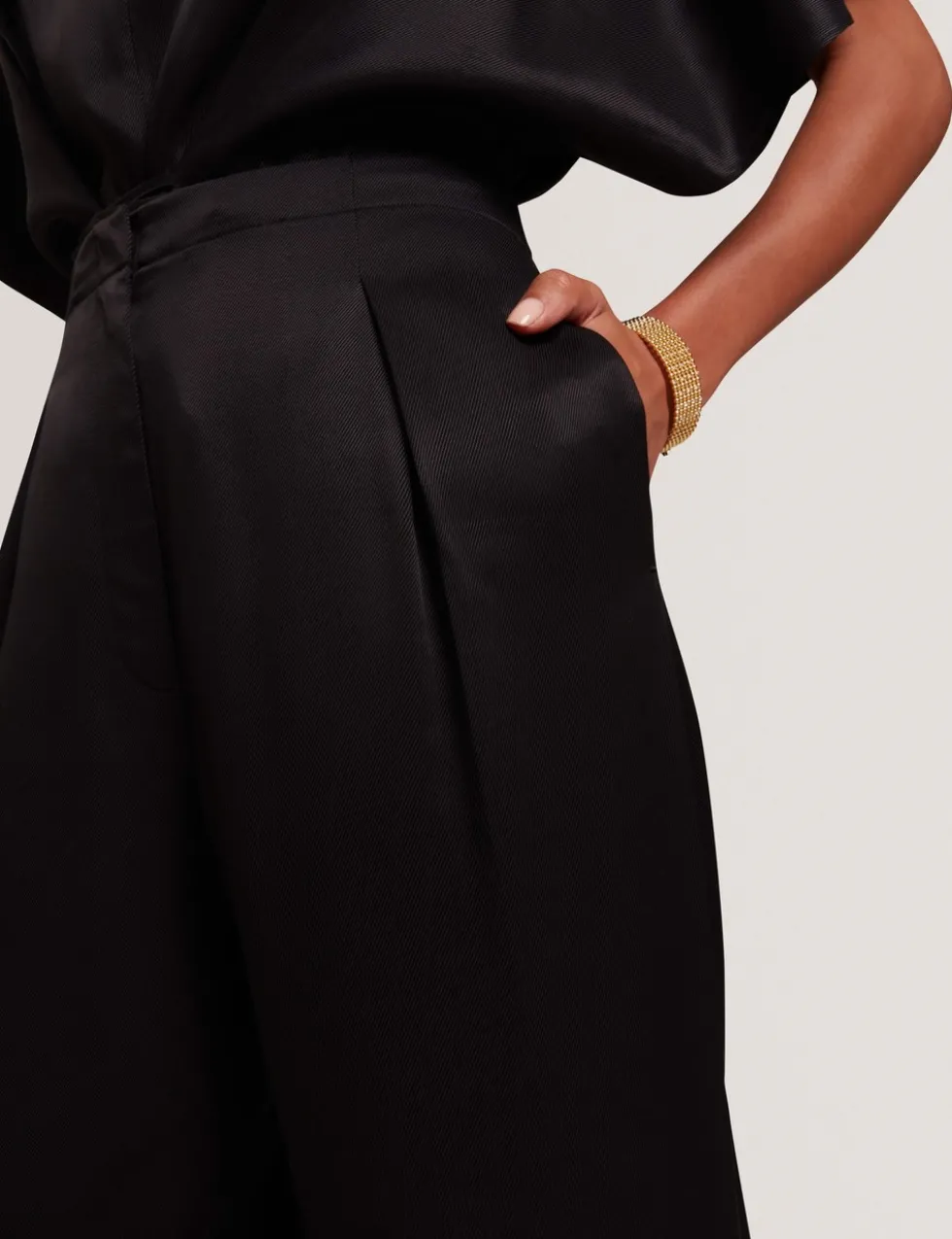 Elasticated Waist Straight Leg Trousers