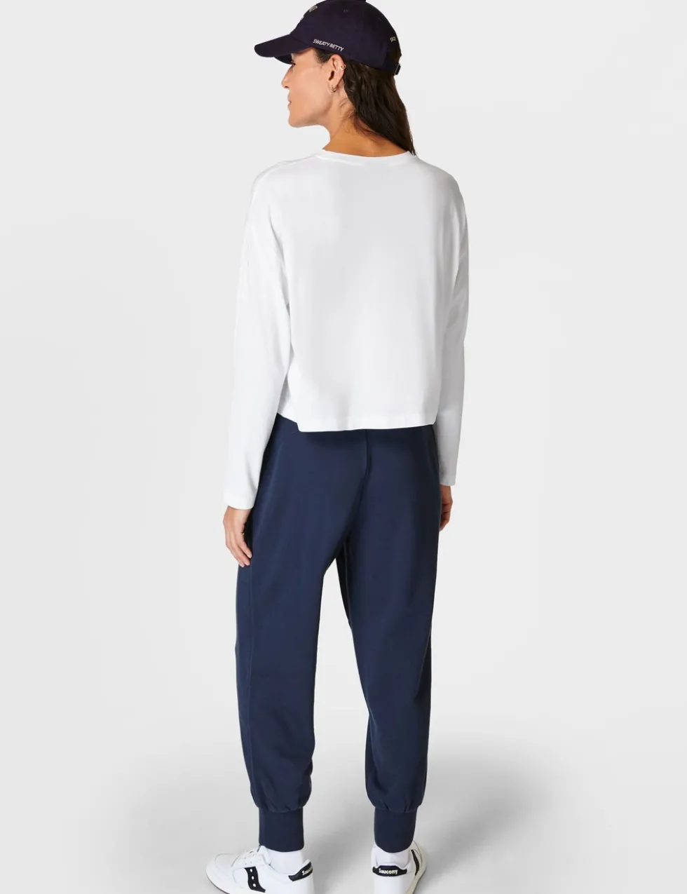 Essential Crew Neck Crop Top