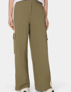Explorer Cargo Wide Leg Trousers