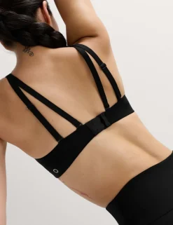 Flexifit™ Medium Support Sports Bra (A-E)