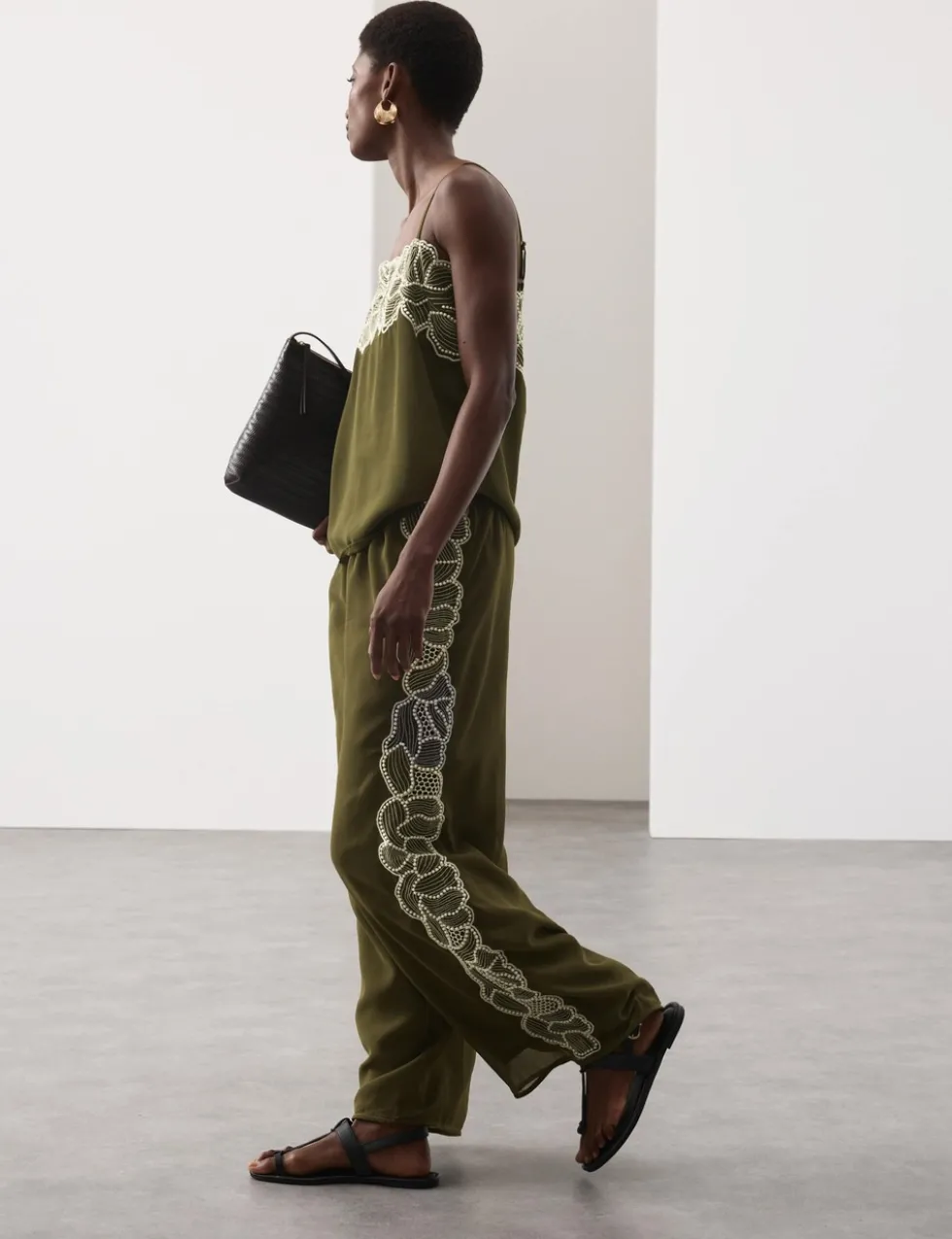Floral Embroidered Wide Leg Trousers
