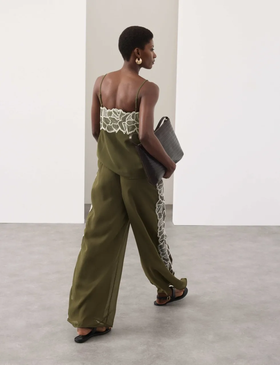 Floral Embroidered Wide Leg Trousers