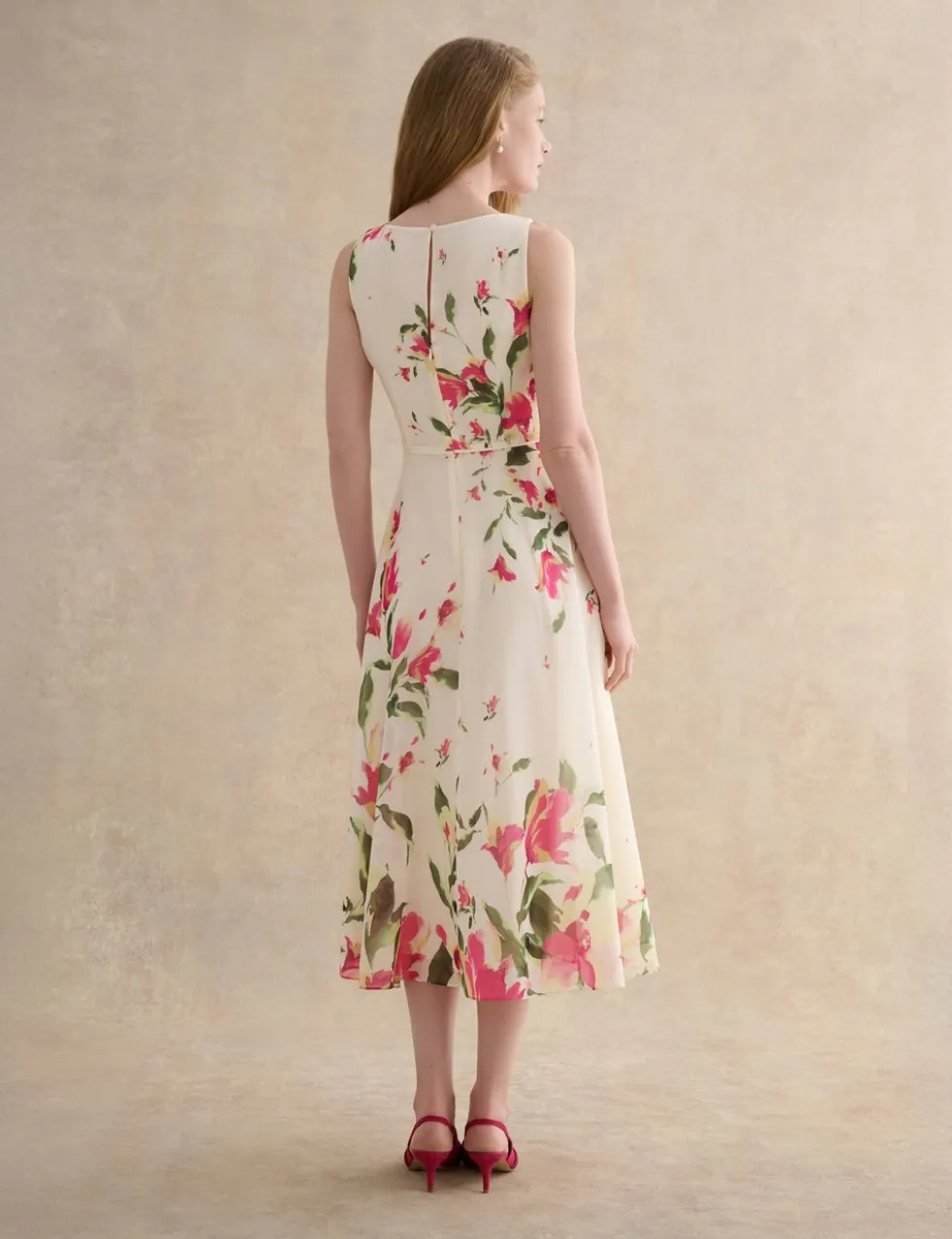Floral Round Neck Knee Length Skater Dress