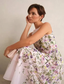 Floral Round Neck Knee Length Skater Dress