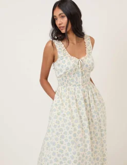 Floral Scoop Neck Midi Waisted Dress