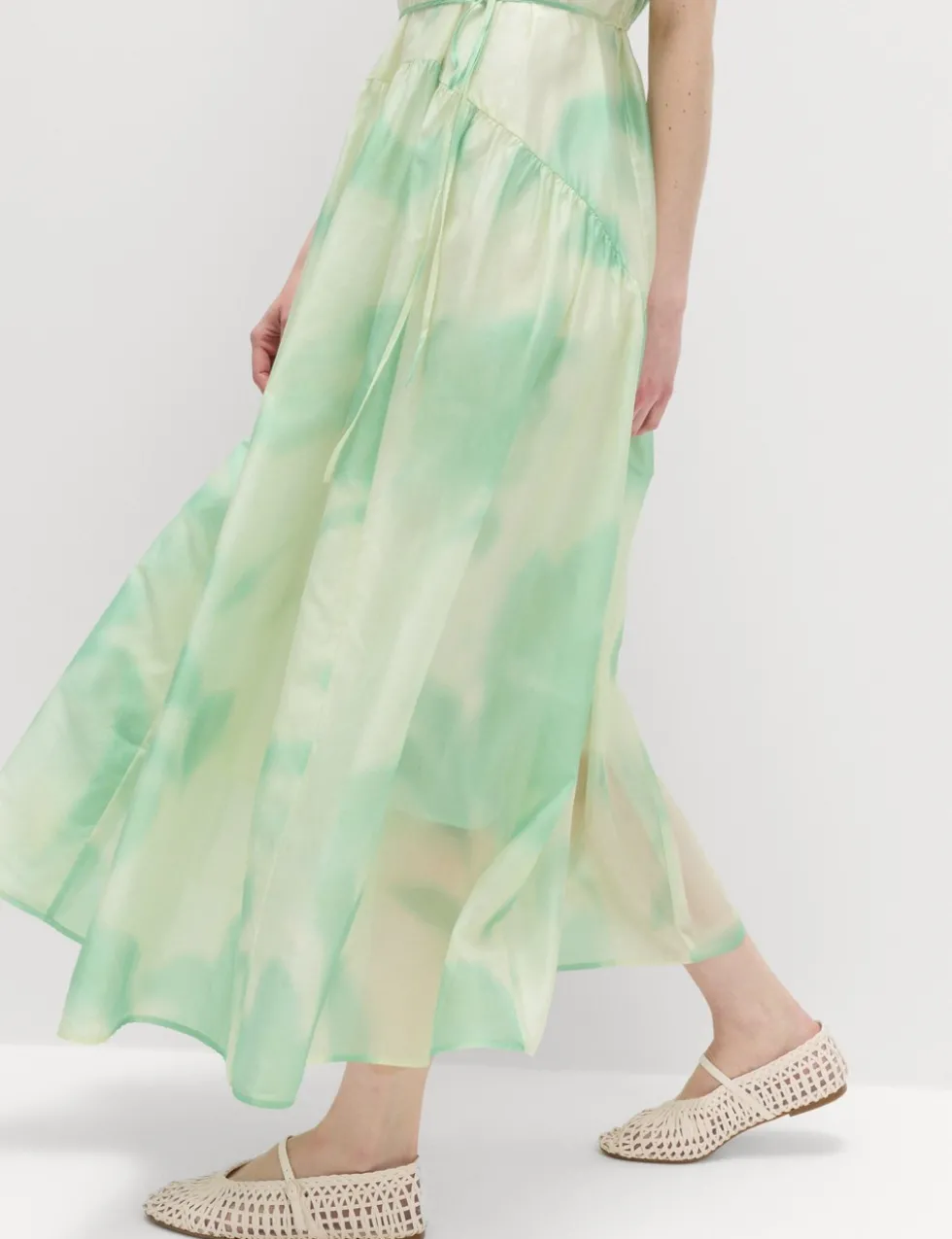 Floral Tie Detail Midi Tiered Dress