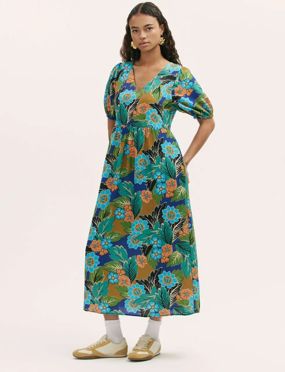 Floral V-Neck Midi Smock Dress