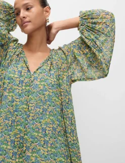 Floral V-Neck Mini Relaxed Smock Dress