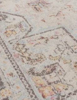 Flores Ester Persian Rug