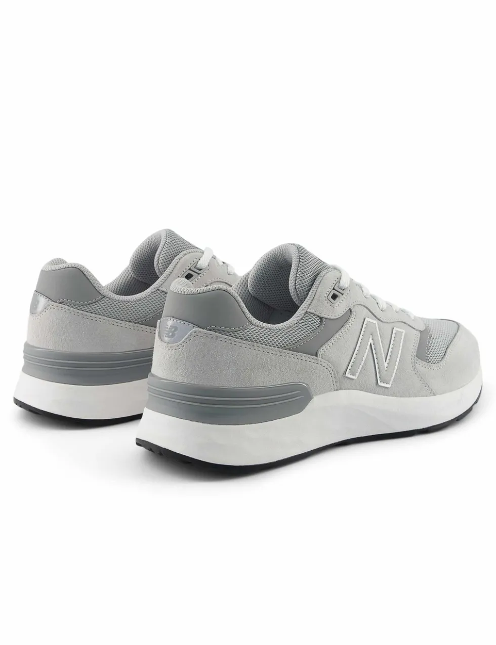 Fresh Foam Walking 880 V6