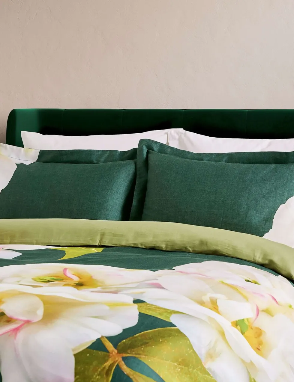 Gardenia Flowers Bedding Set