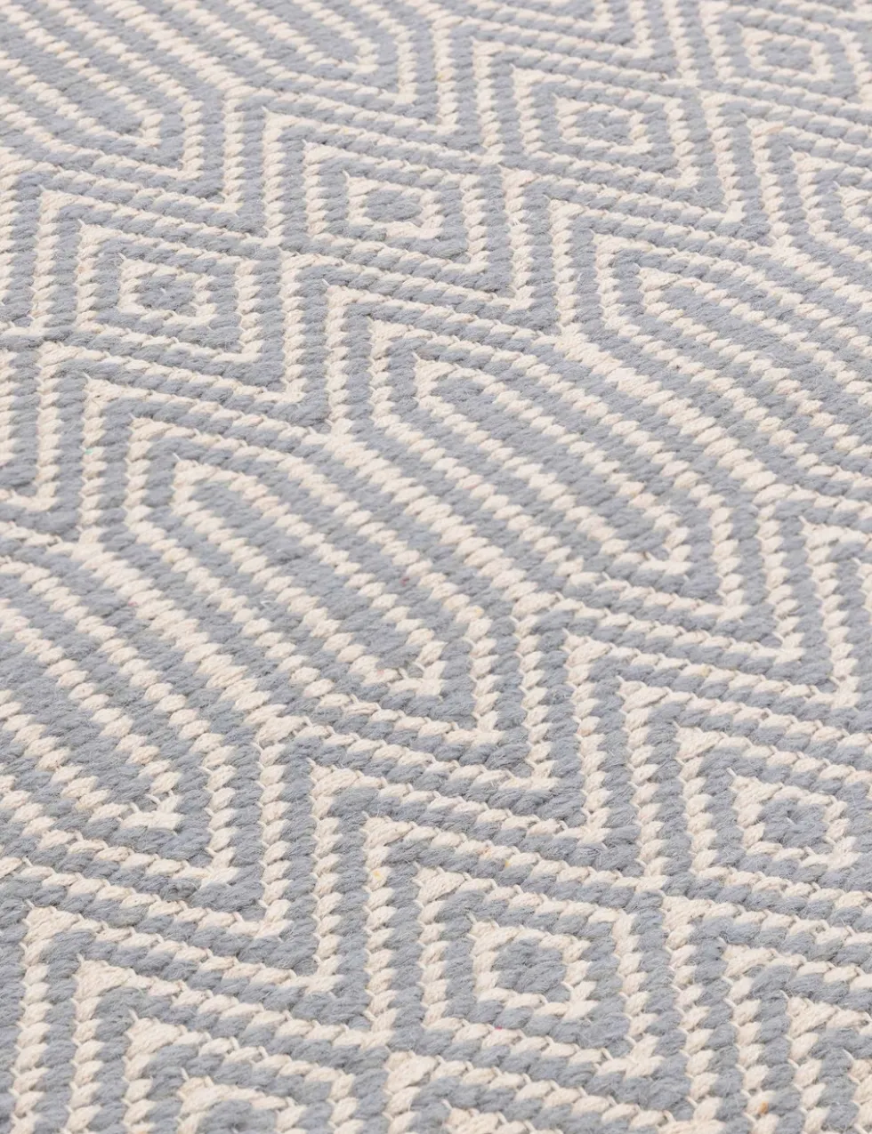 Geo Diamond Rug