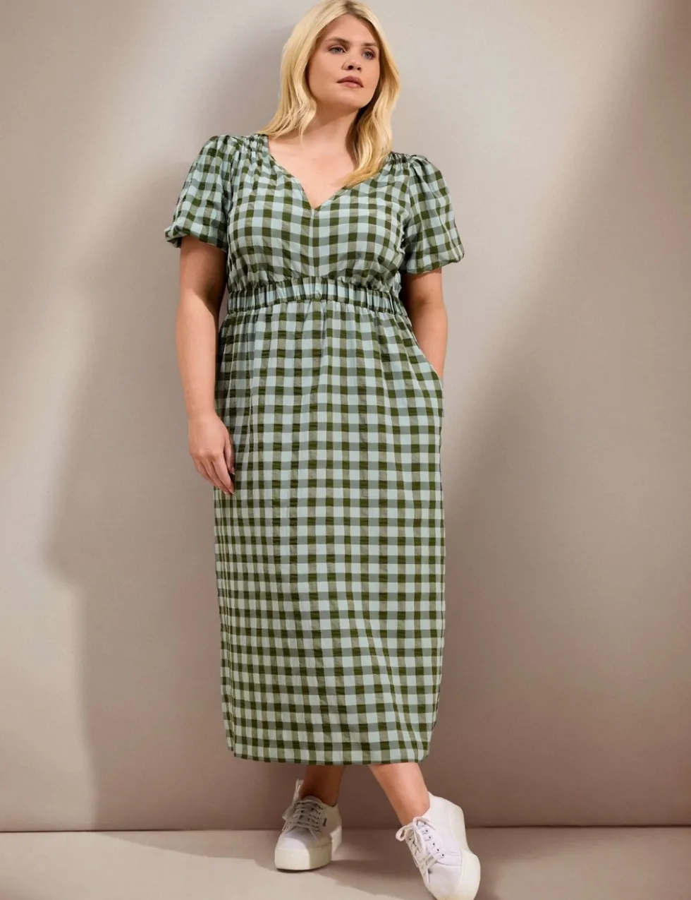 Gingham V-Neck Puff Sleeve Midaxi Waisted Dress