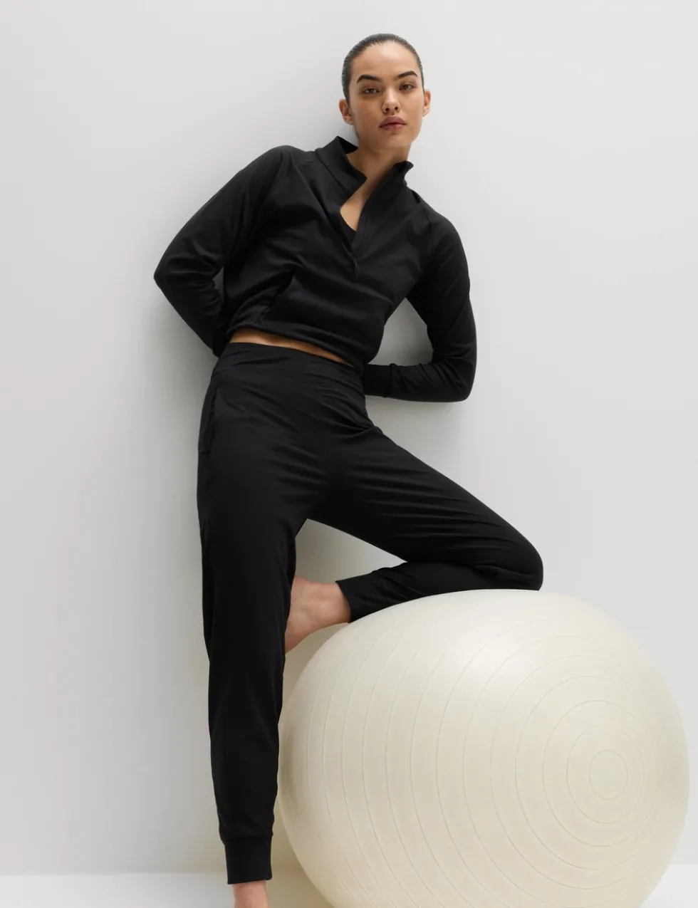 Go Balance Cuffed Yoga Jogger