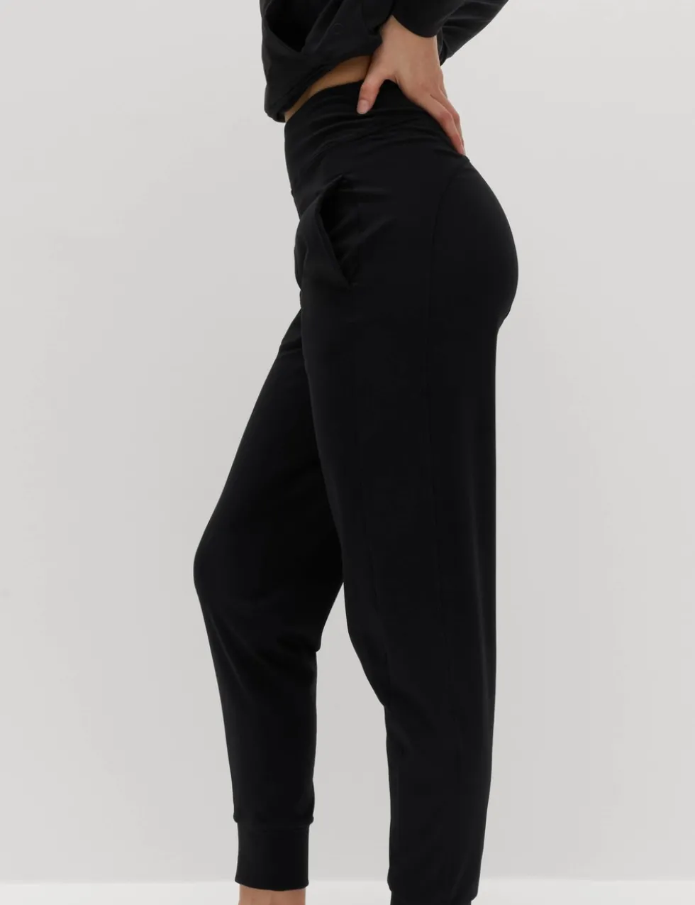 Go Balance Cuffed Yoga Jogger