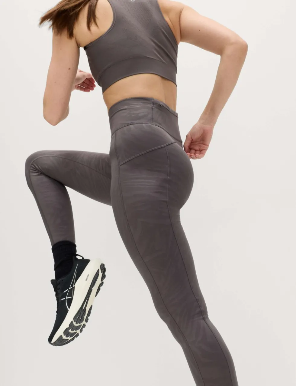 Go Move Cool Comfort™ Embossed High Waisted Gym Leggings