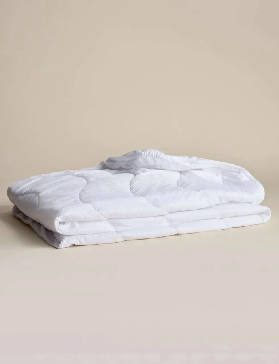 Guest Essentials Mattress Protector