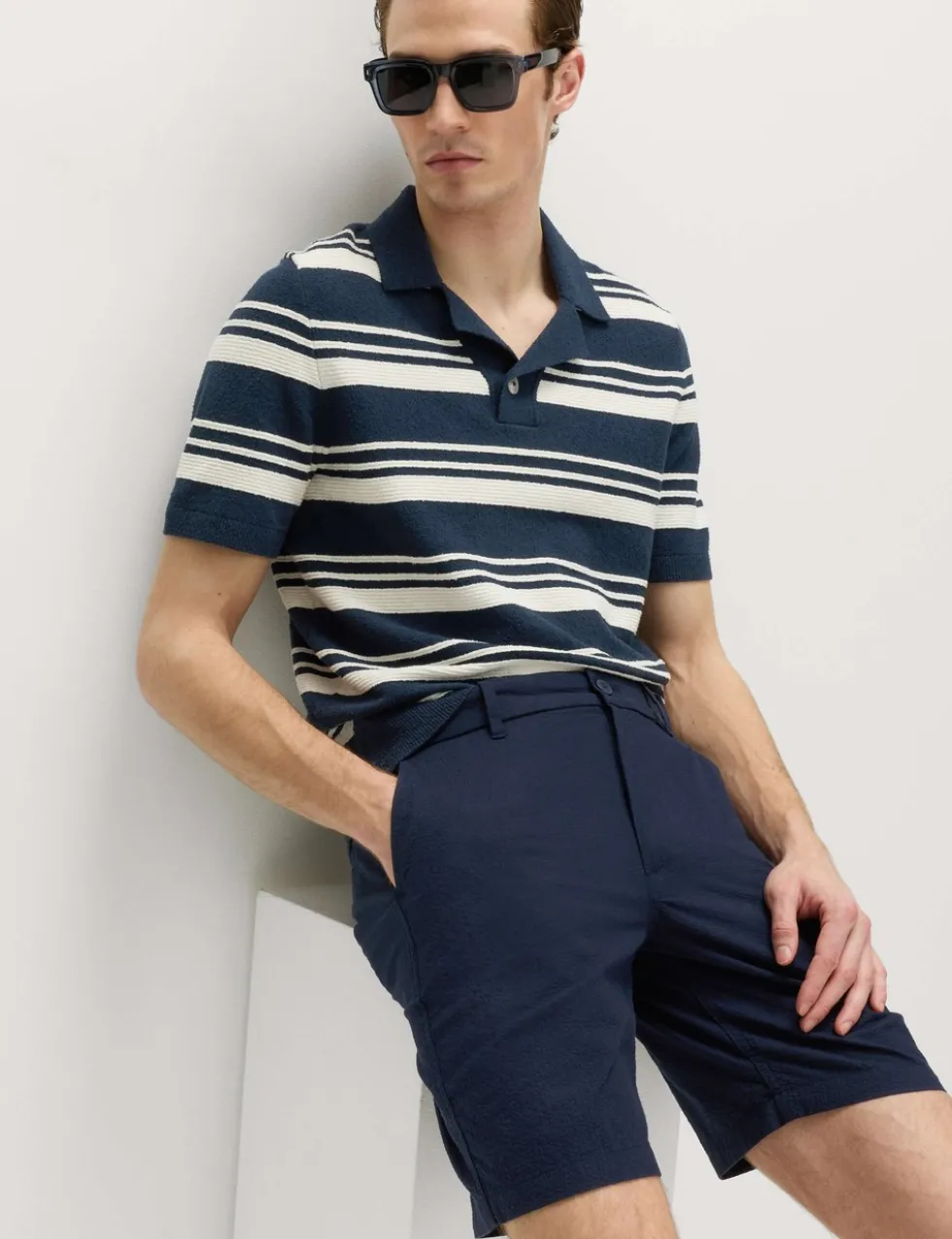 Half-Elasticated Waist Seersucker Chino Shorts