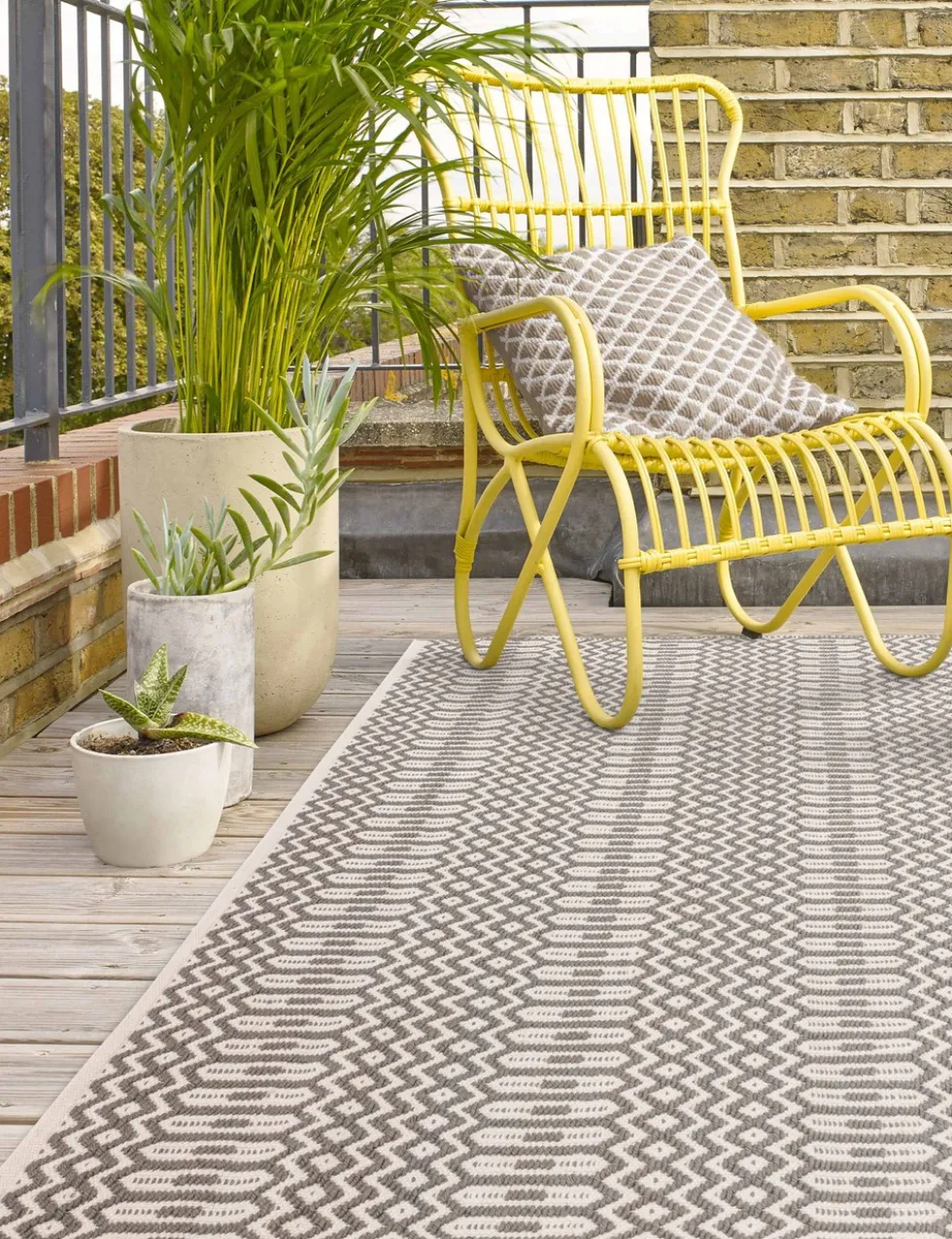 Halsey Geometric Indoor & Outdoor Runner
