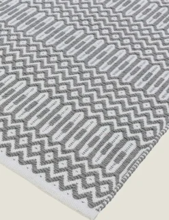Halsey Geometric Indoor & Outdoor Runner