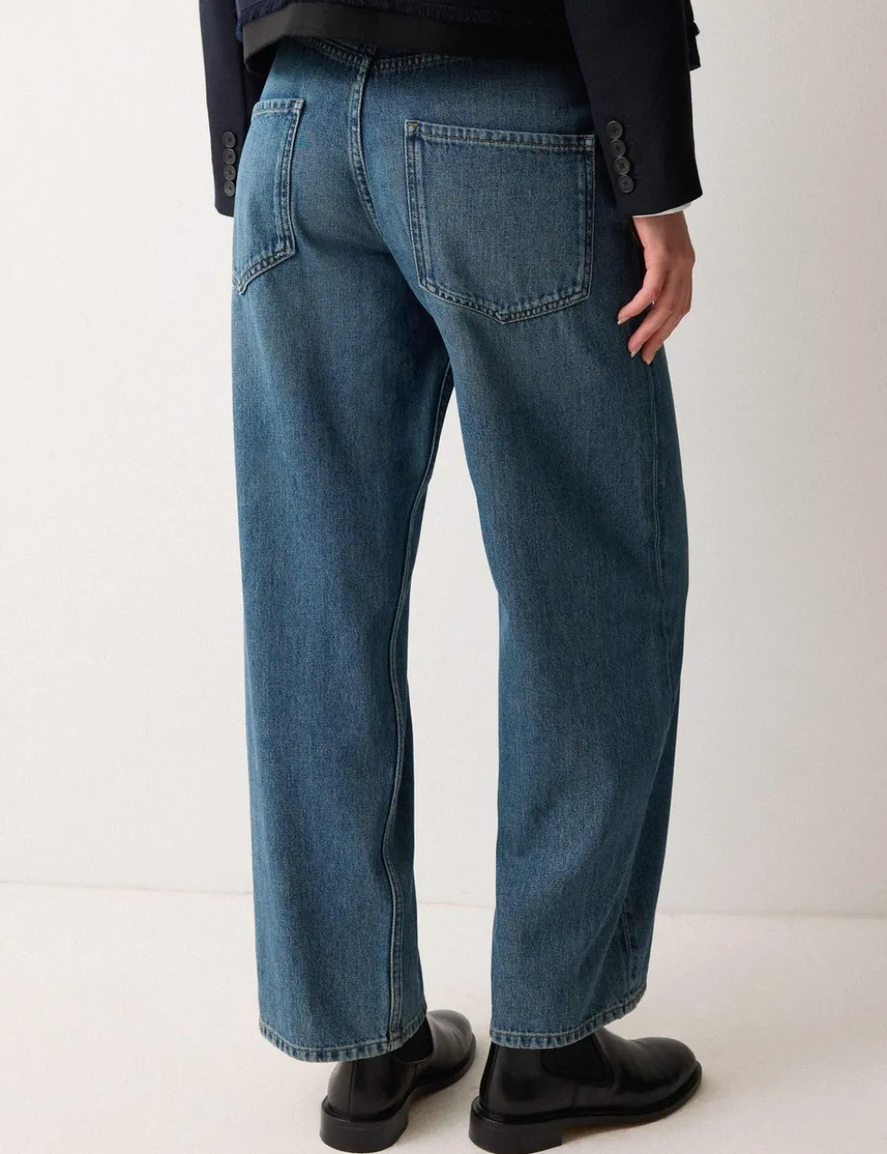 High Waisted Barrel Jeans