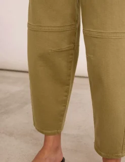 High Waisted Barrel Leg Jeans