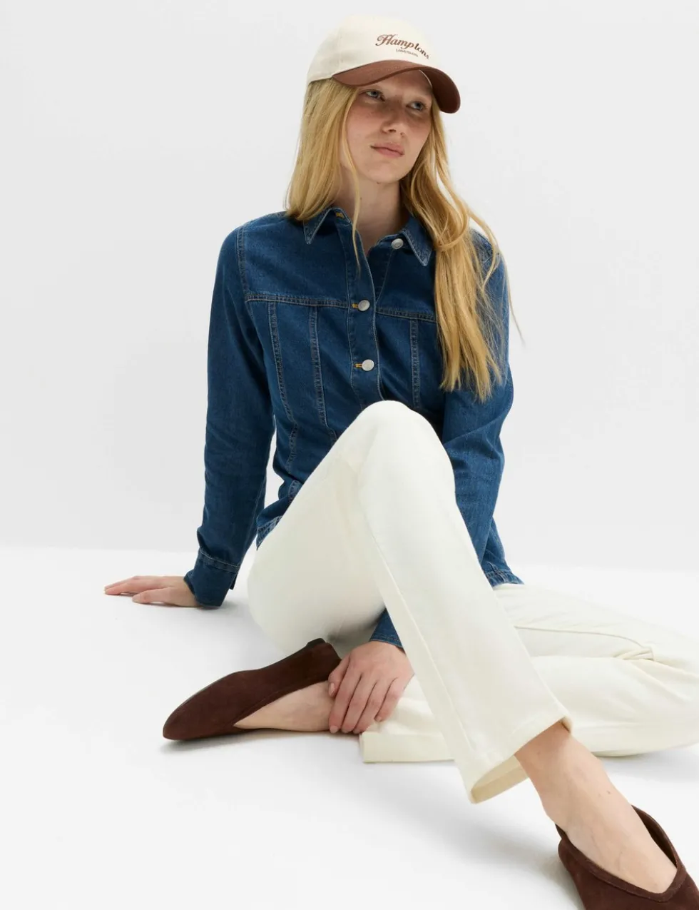 High Waisted Flared Jeans