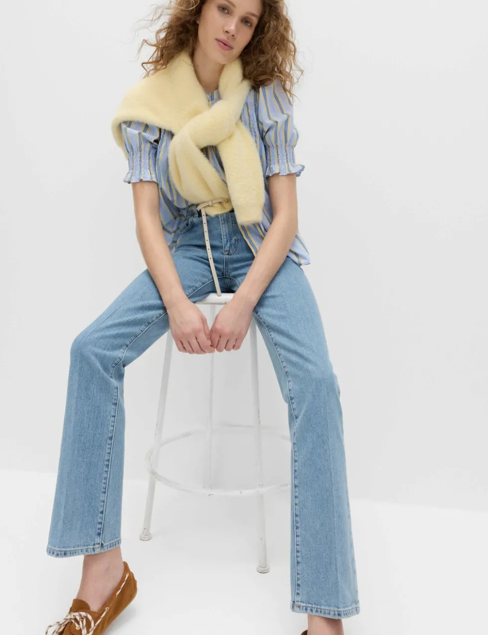 High Waisted Flared Jeans