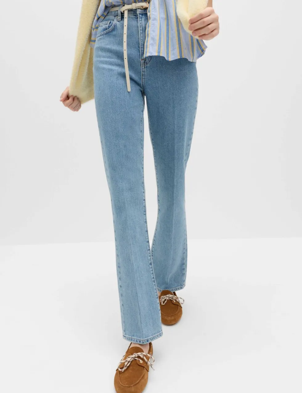 High Waisted Flared Jeans