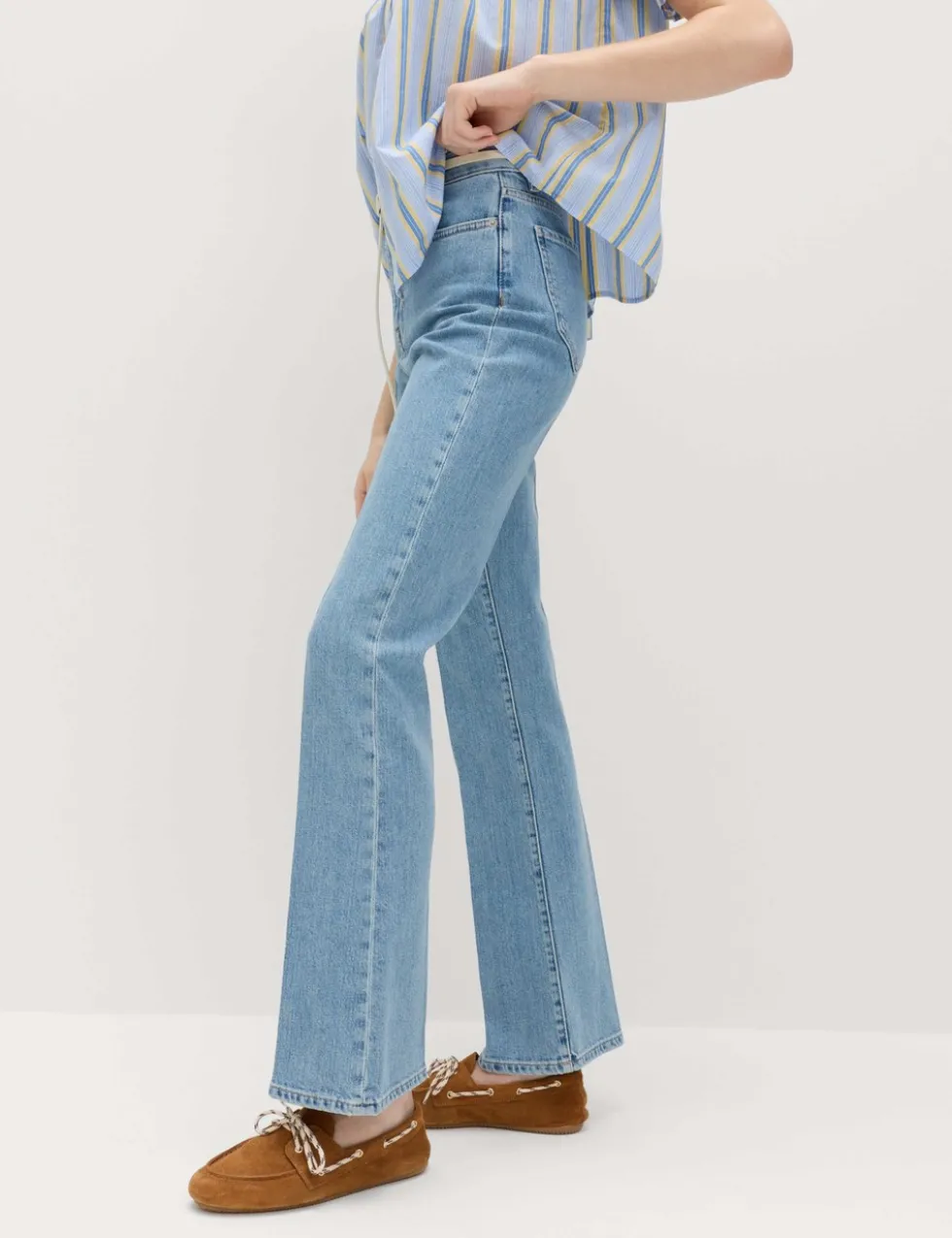 High Waisted Flared Jeans