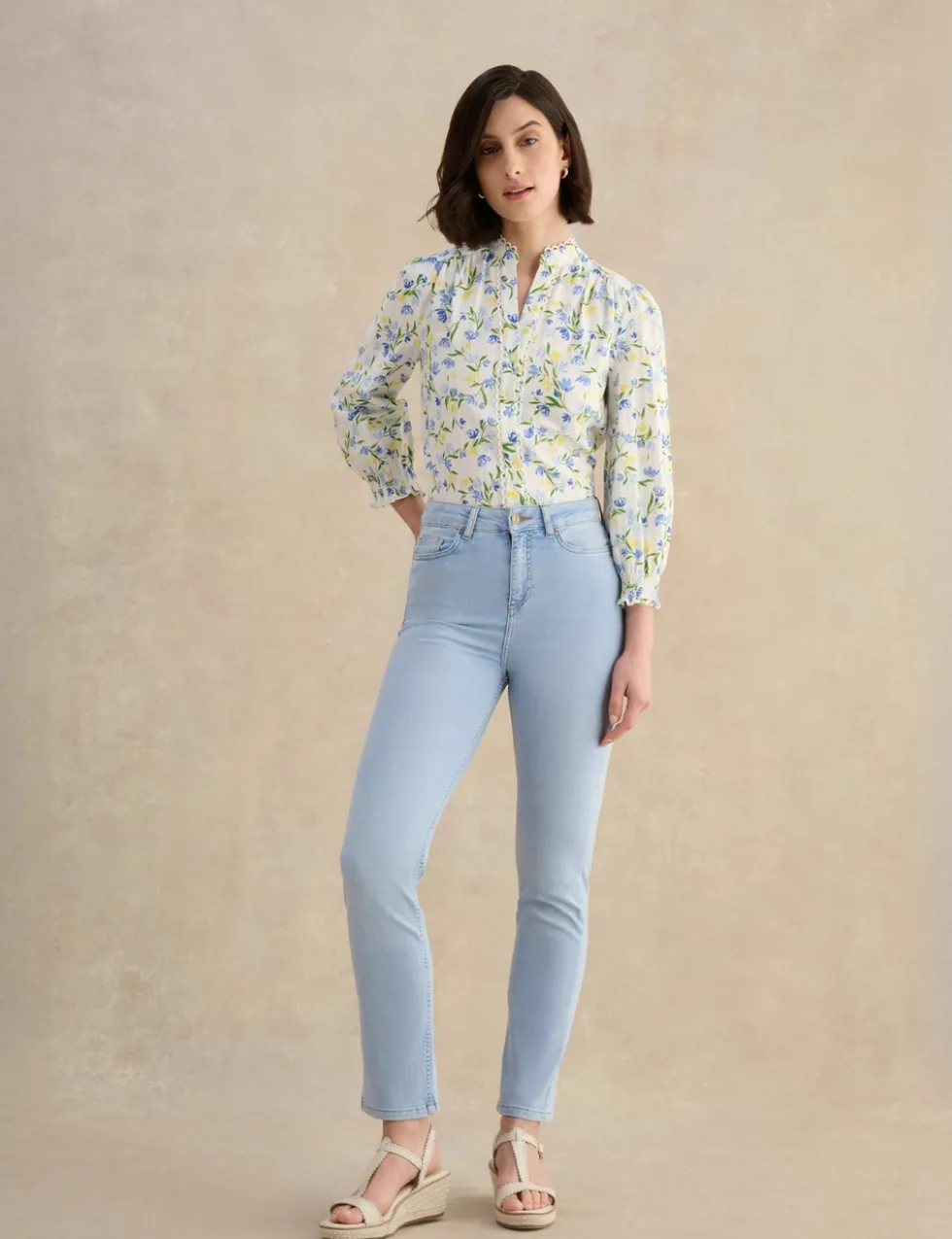 High Waisted Slim Fit Jeans