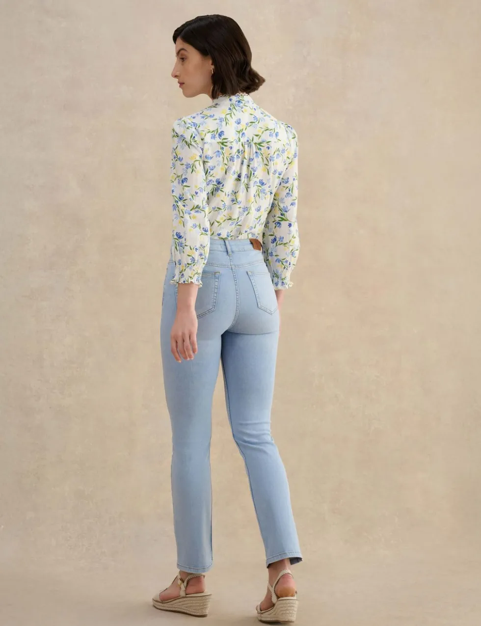 High Waisted Slim Fit Jeans
