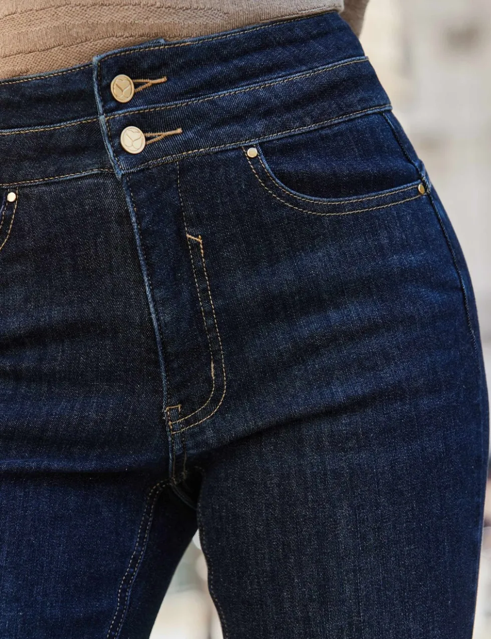 High Waisted Slim Fit Jeans