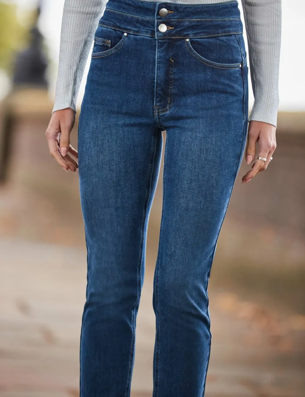 High Waisted Slim Fit Jeans