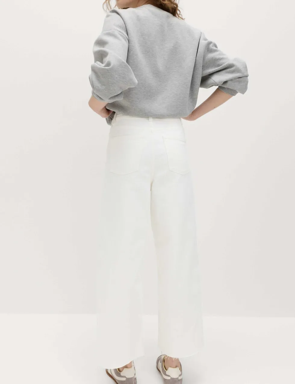 High Waisted Wide Leg Cropped Jeans