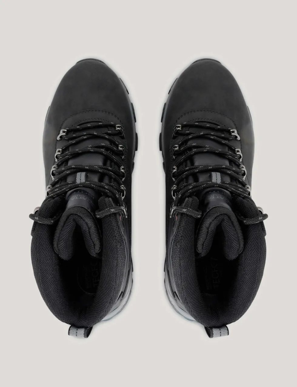 Holcombe Classic Waterproof Walking Boots