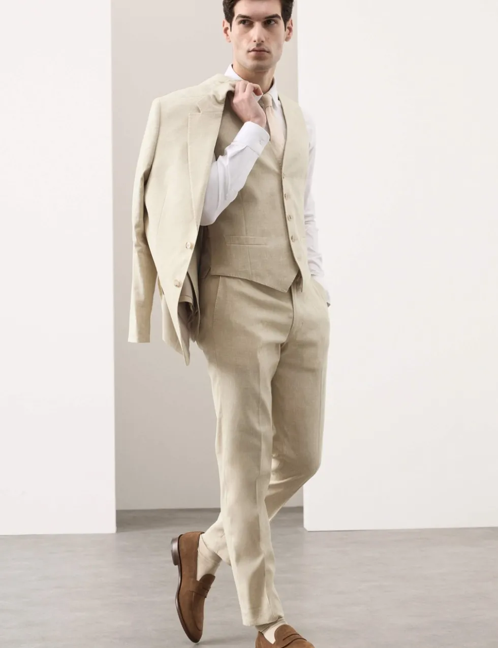 Italian Performance Linen Blend Waistcoat