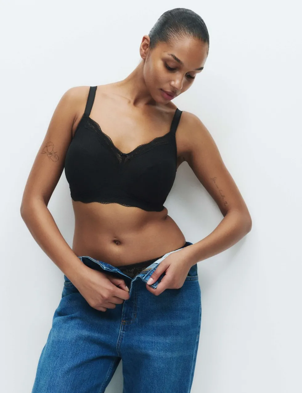 Jasmine Lace Trim Non Wired Bralette F+