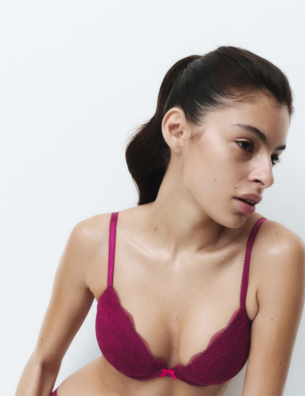 Jasmine Lace Wired Plunge Bra A-E